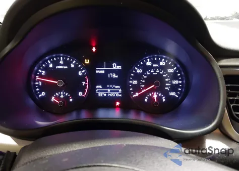 2020 Kia Rio Lx/S z USA, uszkodzony, nr VIN 3KPA24AD0LE29583